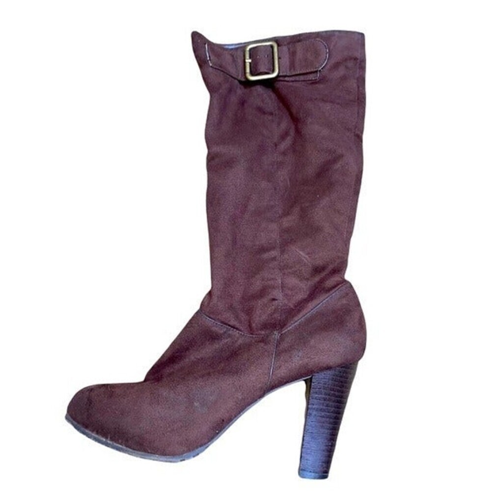 Dexter faux suede mid calf heeled boots with buckle detailing SZ 7.5